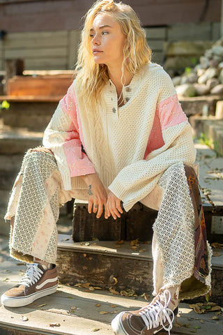 Cozy Quilted Hoodie Sweater in Soft Pink for Effortless Everyday Style