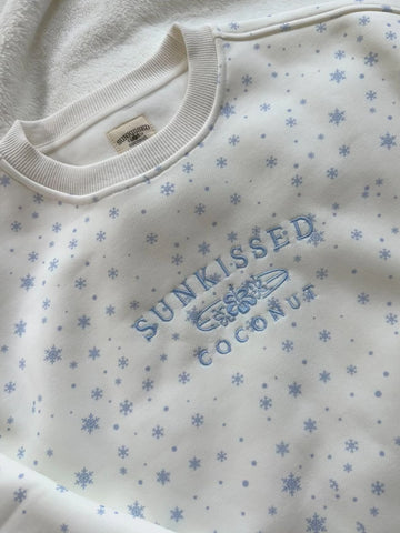 Cozy Embroidered Snowflake Sweatshirt for Effortless Winter Style