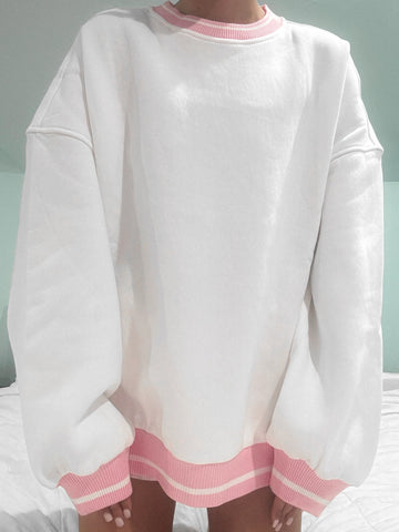 Preppy Pink and White Crewneck Sweatshirt for Effortless Everyday Style