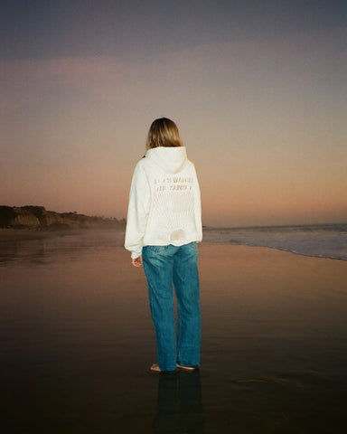 Oversized Sunset Hoodie for Cozy Evenings and Effortless Style