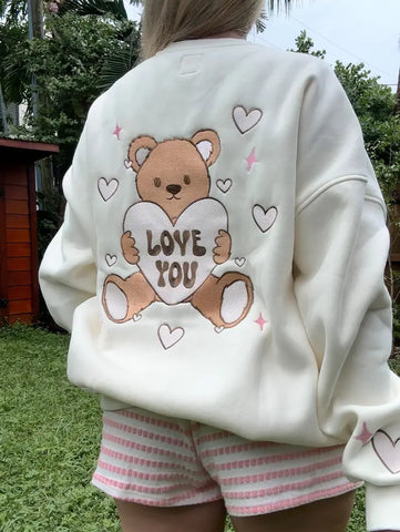 Adorable Teddy Bear Embroidered Sweatshirt for Cozy Valentine's Day Style