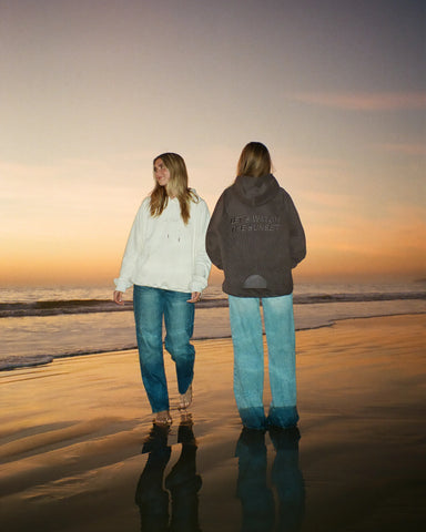 Oversized Sunset Hoodie for Cozy Evenings and Effortless Style