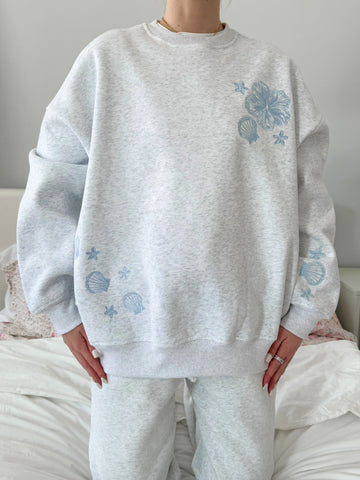 Effortless Pearl Grey Sweatshirt with Tropical Embroidery