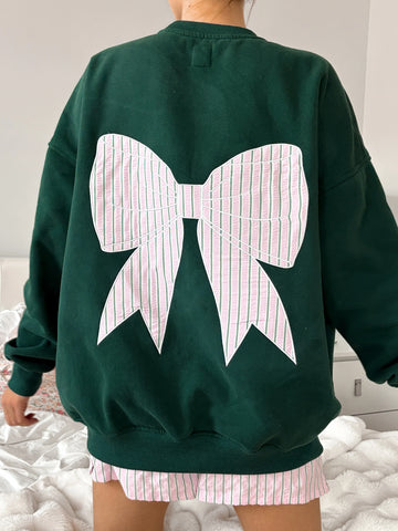 Cozy Striped Sweatshirt with Bow Embroidery for Winter Comfort