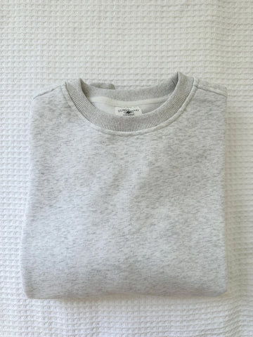 Pearl Grey Oversized Sweatshirt for Effortless Everyday Style