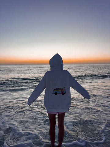 Effortless Pearl Grey Hoodie with Embroidered Star for Everyday Style