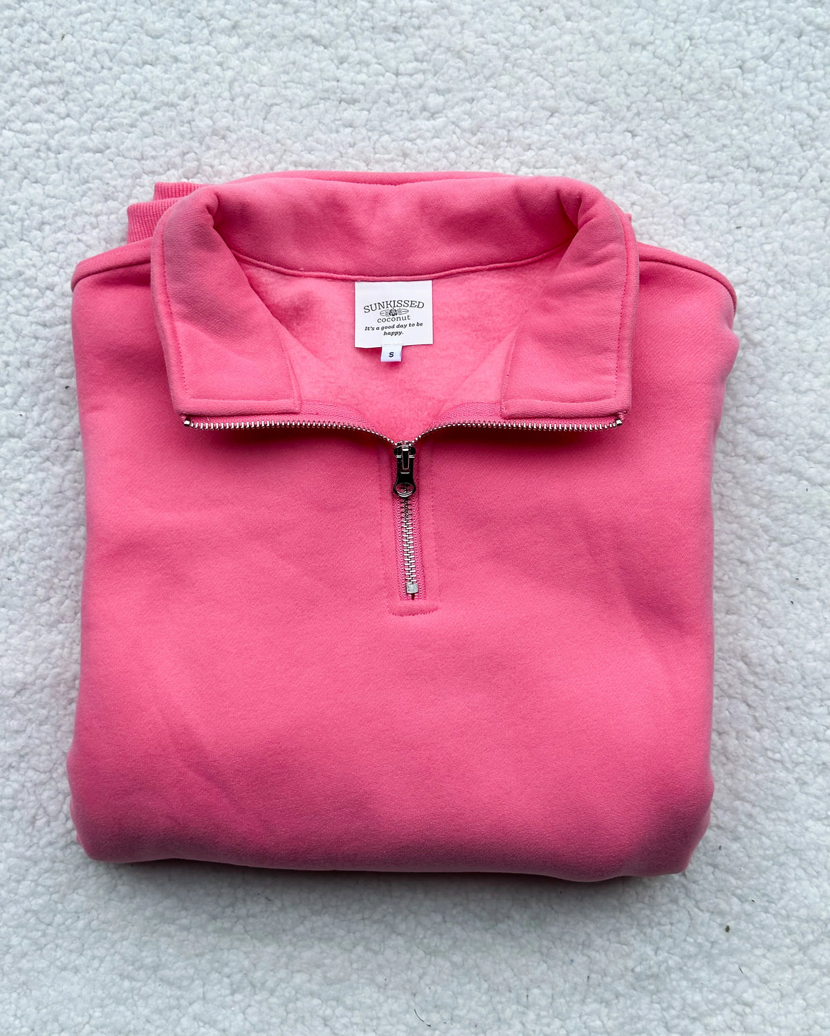 Effortless Pink Quarter-Zip Sweatshirt for Cozy Everyday Style