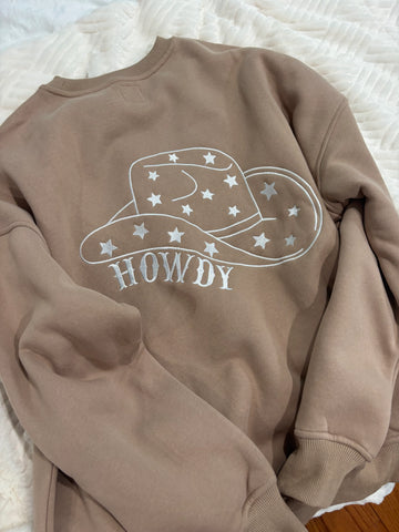 Cozy Embroidered Sweatshirt with Playful Cappuccino Howdy Design