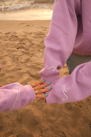 Violet Embroidered Coastal Hoodie for Effortless Beachside Style