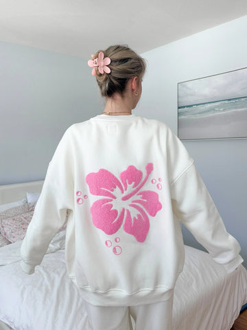 Ivory Floral Sweatshirt with Hibiscus Print for Effortless Everyday Style