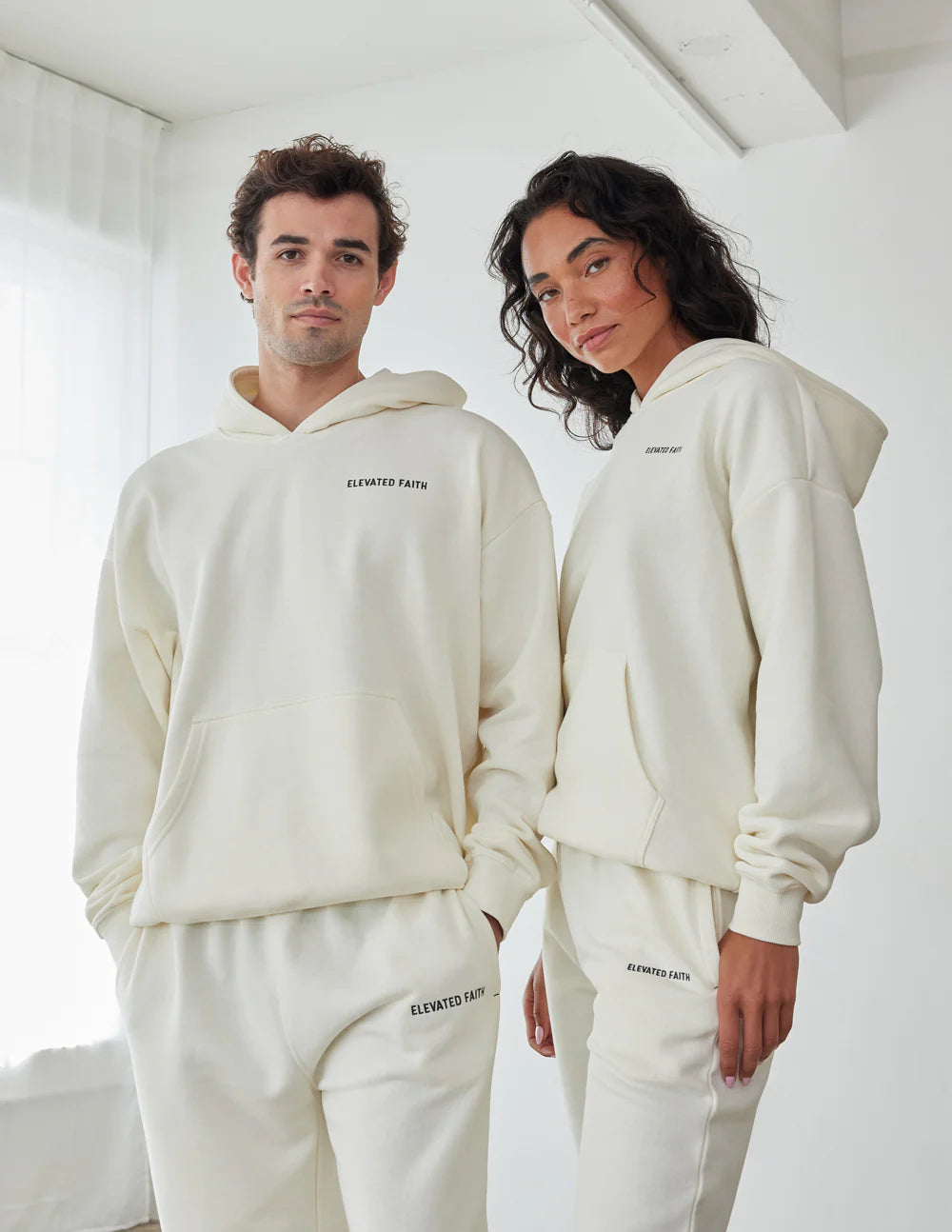 Effortless White Sand Oversized Hoodie for Cozy Everyday Style