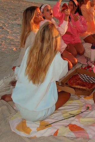 Soft Icy Blue Oversized Sweatshirt for Effortless Everyday Style