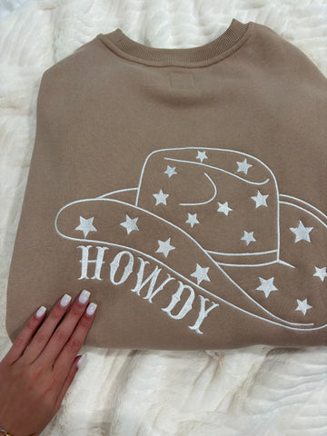 Cozy Embroidered Sweatshirt with Playful Cappuccino Howdy Design