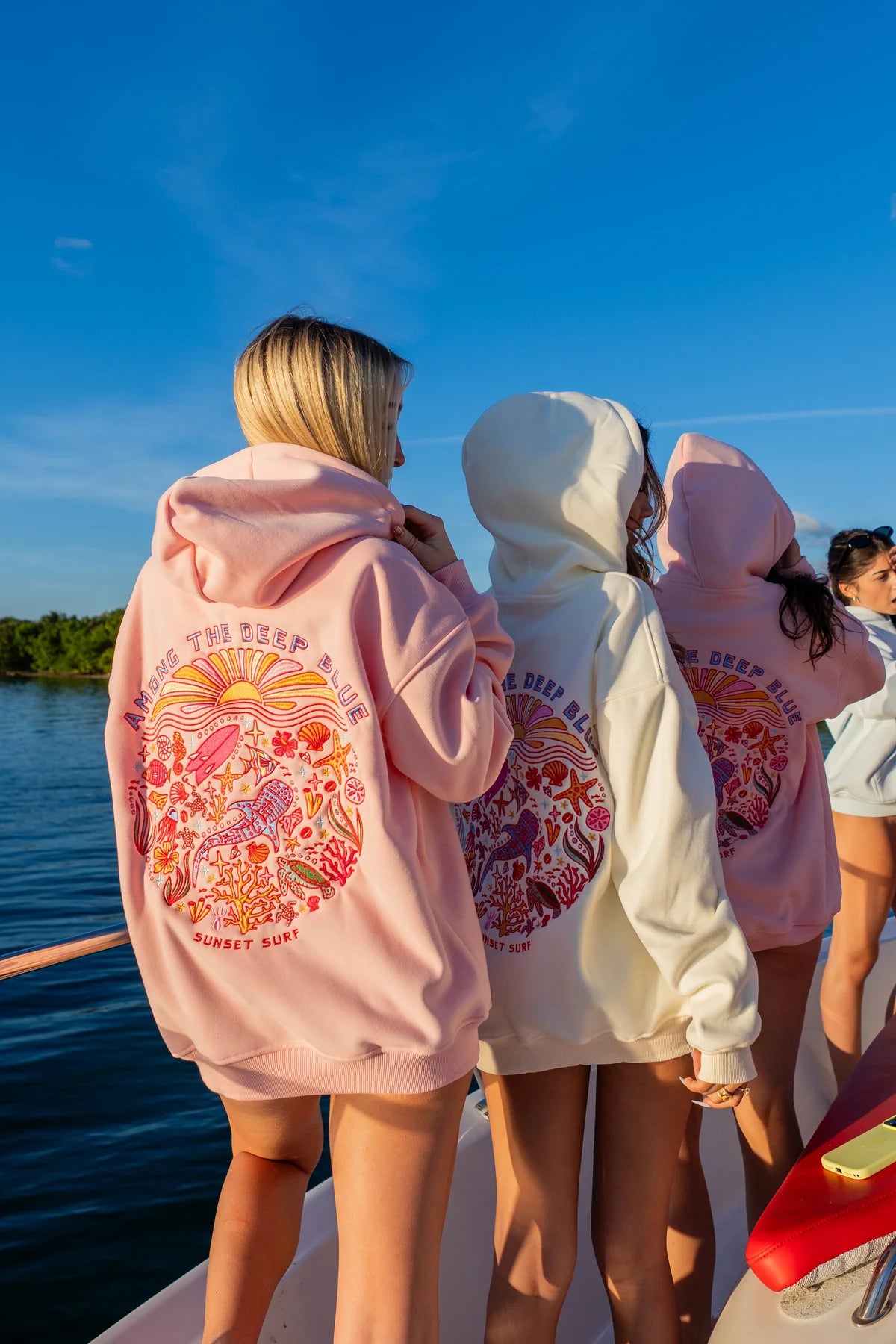 Whale Shark Embroidered Hoodie for Cozy Ocean-Inspired Street Style
