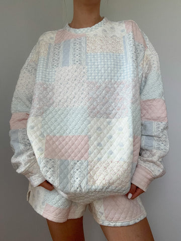 Pastel Blue Quilted Sweatshirt for Cozy Everyday Style