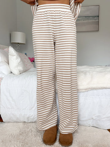 Effortless Striped Tube Top Set for Beach Days and Summer Outings