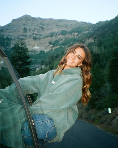 Pine Green Oversized Hoodie for Cozy Adventure Outfits