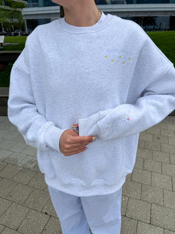 Pearl Grey Embroidered Star Sweatshirt for Effortless Everyday Style