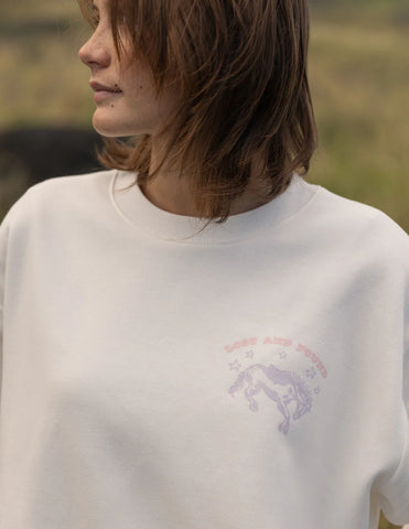 Soft Unisex Crewneck Sweatshirt for Everyday Comfort and Style