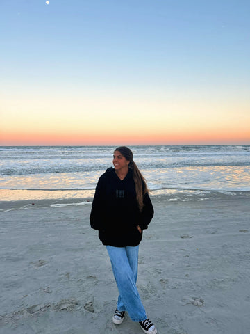 Cozy Oversized Hoodie for Everyday Street Style