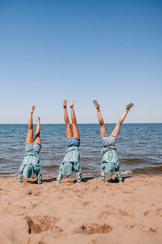 Ocean-Inspired Hoodie with Embroidered Shells for Coastal Style