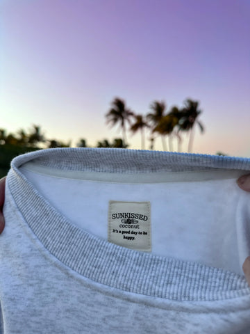 Vintage American Flag Sweatshirt in Pearl Grey for Cozy Everyday Style